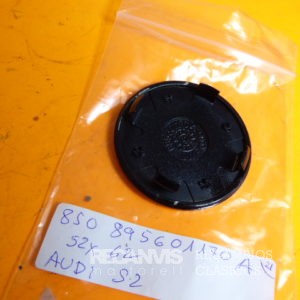 850 895601170A TAPACUBOS AUDI S3