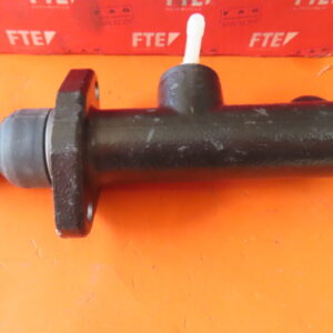 QUIKGF22006 BOMBA EMBRAGUE EBRO CAMION L-35 L-45 L-50 L-60 L-60.09 L-80.09 desde 1984 a 1990