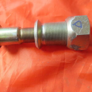 8505017D TORNILLO RUEDA TRASERA GEMELA DOBLE Exterior CAMION EBRO Rosca DERECHA 19mm Interior 28.5mm Exterior LLAVE 21mm Cuadrado