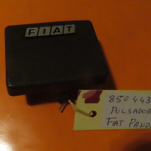 8504437024 PULSADOR BOCINA VOLANTE FIAT PANDA