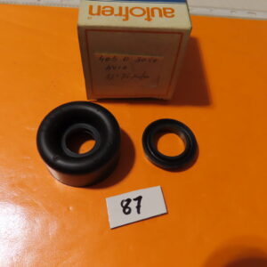 SEID3087 JUEGO GOMAS BOMBIN FRENO DELANTERO 31,75mm Camion AVIA Serie GA 5000