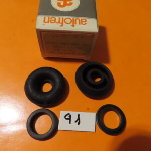 SEID3091 JUEGO GOMAS BOMBIN CILINDRO FRENOS 22,22mm RENAULT-5 6 7 12 Rueda Trasera  SEAT-600 850 delantero VERSION GIRLING