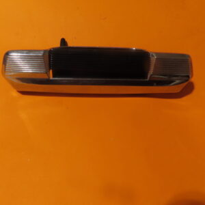 8504717 MANETA MANECILLA PUERTA TRASERA IZQUIERDA SEAT-131 CROMADA TIRADOR NEGRO