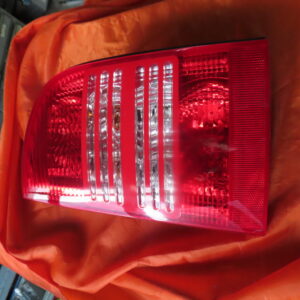 ALK2212521 PILOTO TRASERO DERECHO SKODA OCTAVIA FAMILIAR hasta AGOSTO 2004  1U994096  1U994512