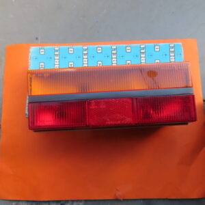 8503054 PILOTO TRASERO IZQUIERDO ALFA ROMEO-90 COMPLETO Con Portalamparas