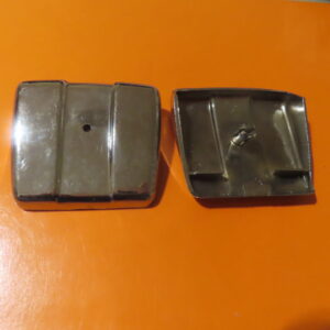 8504085C TAPA BISAGRA CROMADA PORTON TRASERO SEAT-127 GRANDE 64mm ANCHO 58mm ALTO