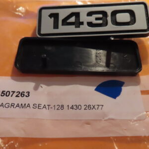 8507263 ANAGRAMA LOGO SEAT-128 1430 25m ANCHO 77mm LARGO 41mm ENTRE AGUJEROS