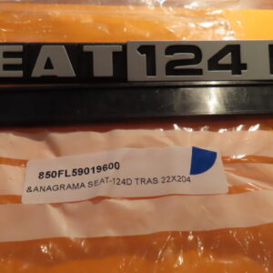 850FL59019600 ANAGRAMA LOGO SEAT-124D 22mm ANCHO 204mm LARGO 174mm ENTRE AGUJEROS