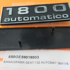850GE59019803 ANAGRAMA LOGO SEAT-132 1800cc AUTOMATICO 38mm ANCHO 118mm LARGO 48mm entre agujeros